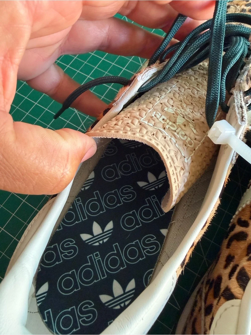 ORIGINALS LEOPARD PRINT SL 72 OG SHOES